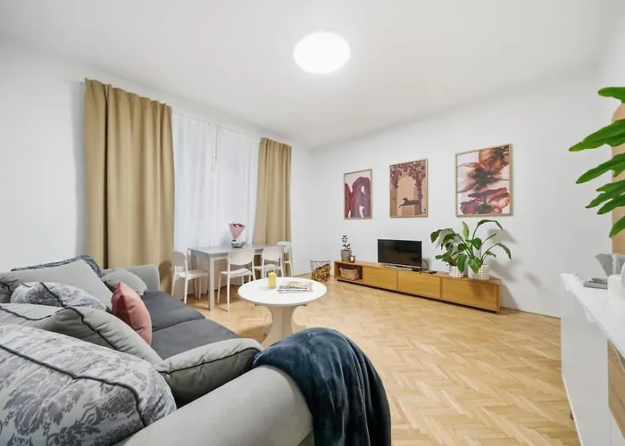 Appartamento Stylish 2br Family Near Hockey Stadium Bratislava